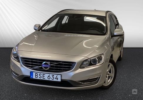 Volvo V60, 2015