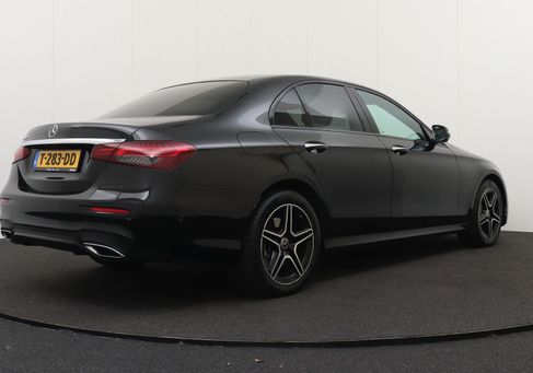 Mercedes-Benz E 300, 2023