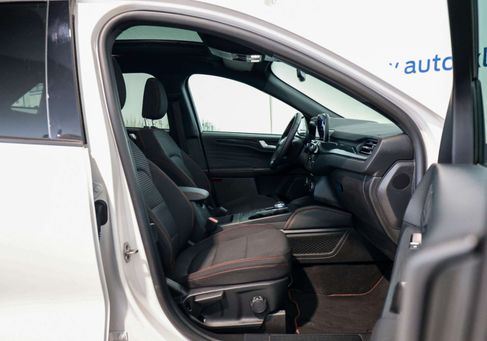 Ford Kuga, 2022