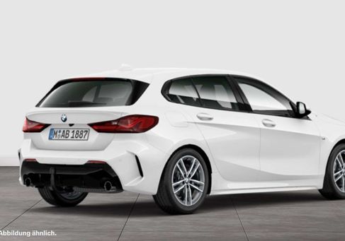 BMW 120, 2021