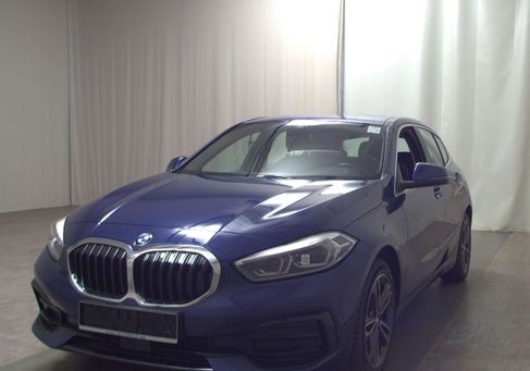 BMW 120, 2022