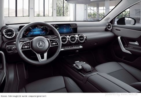 Mercedes-Benz A 180, 2022