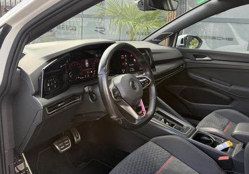 Volkswagen Golf, 2021 3