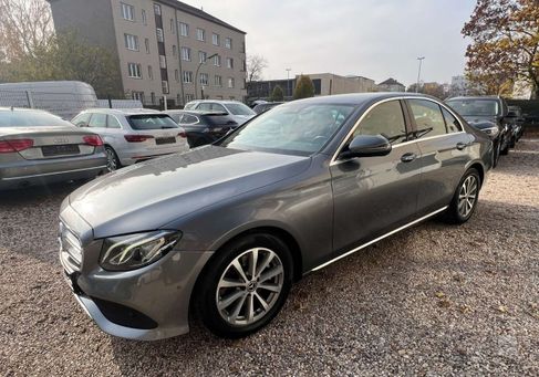 Mercedes-Benz E 220, 2019