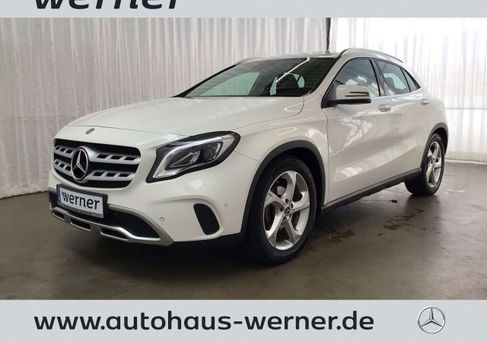 Mercedes-Benz GLA 200, 2019