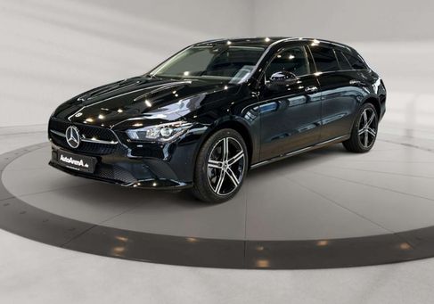Mercedes-Benz CLA 250, 2022