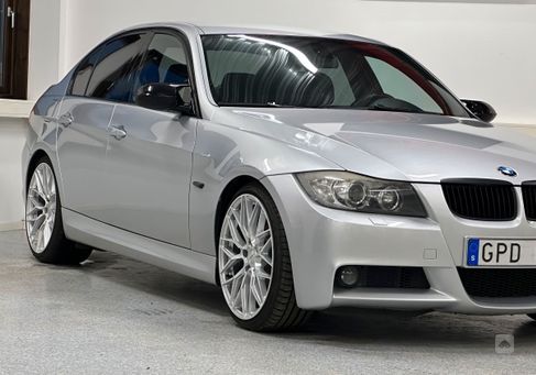 BMW 325, 2008