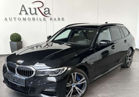 BMW 330, 2022 2