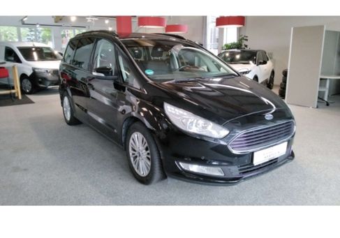 Ford Galaxy, 2019 3