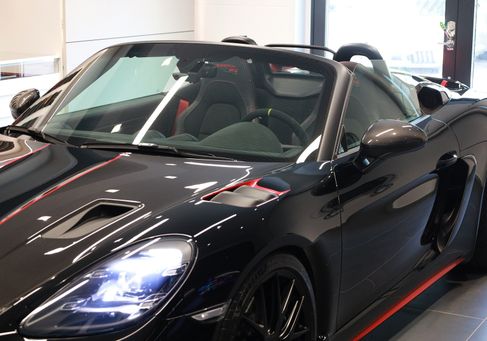 Porsche 718, 2024