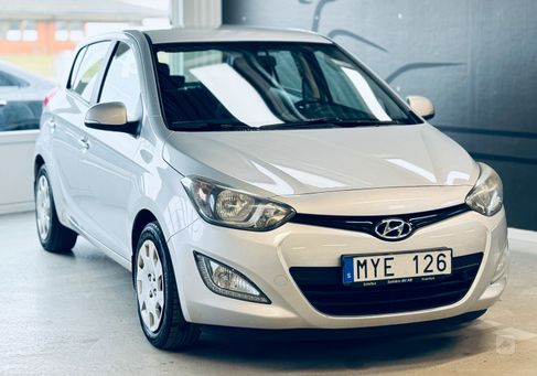 Hyundai i20, 2013