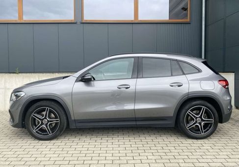 Mercedes-Benz GLA 250, 2020