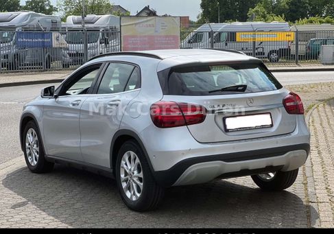 Mercedes-Benz GLA 200, 2019