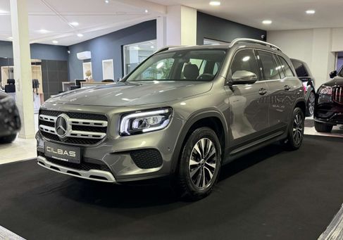 Mercedes-Benz GLB 200, 2022