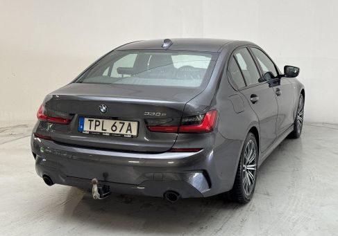 BMW 330, 2020