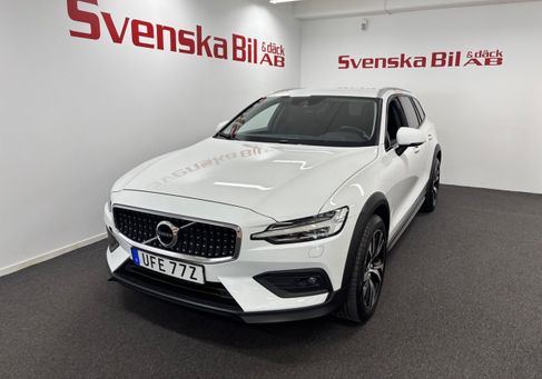 Volvo V60 Cross Country, 2022
