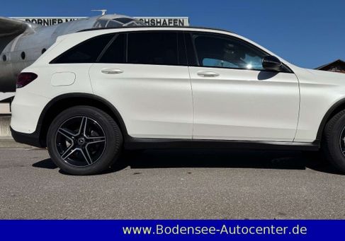 Mercedes-Benz GLC 300, 2020