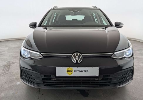 Volkswagen Golf, 2024 2