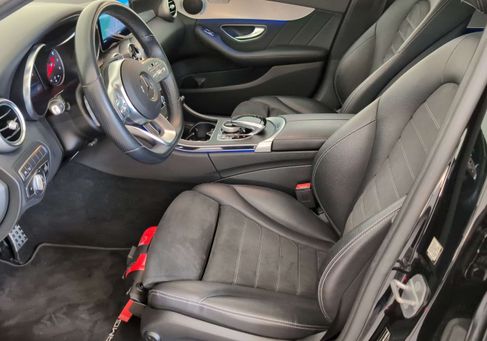 Mercedes-Benz C 400, 2019 3