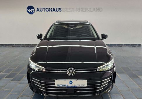 Volkswagen Passat Variant, 2025