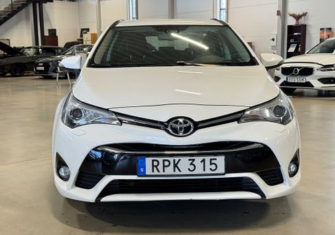 Toyota Avensis, 2016