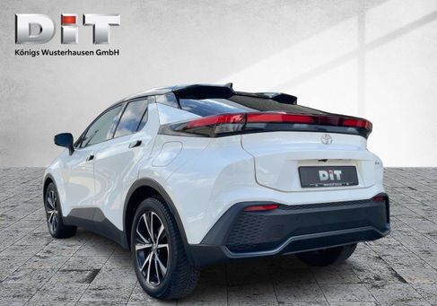 Toyota C-HR, 2024 3