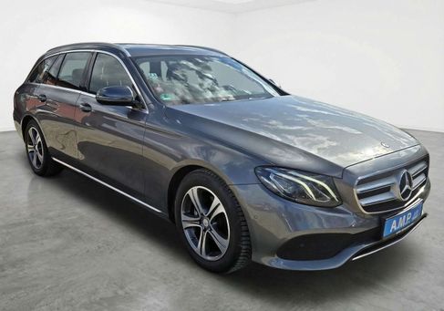 Mercedes-Benz E 200, 2017