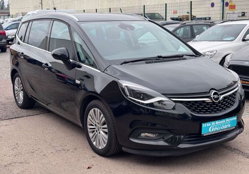 Opel Zafira, 2018