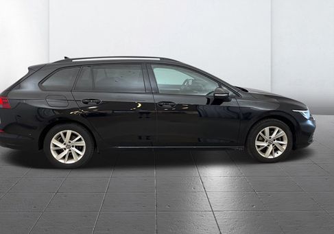 Volkswagen Golf, 2024 3