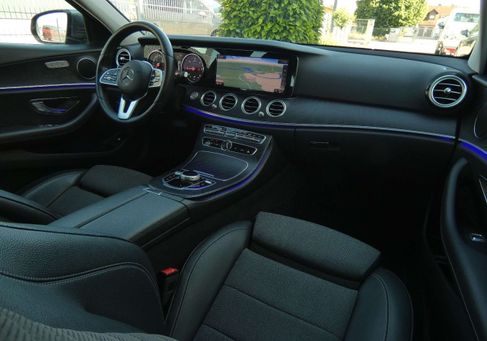 Mercedes-Benz E 200, 2018