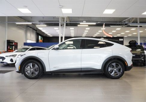 Ford Mustang Mach-E, 2022