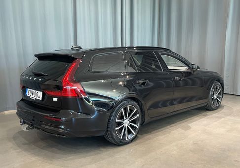 Volvo V60, 2023 3
