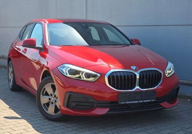 BMW 118, 2021