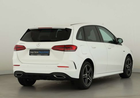 Mercedes-Benz B 250, 2021