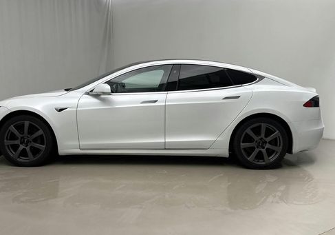 Tesla Model S, 2020