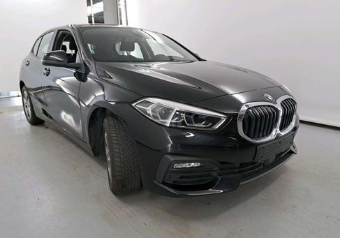 BMW 1 Serija, 2021