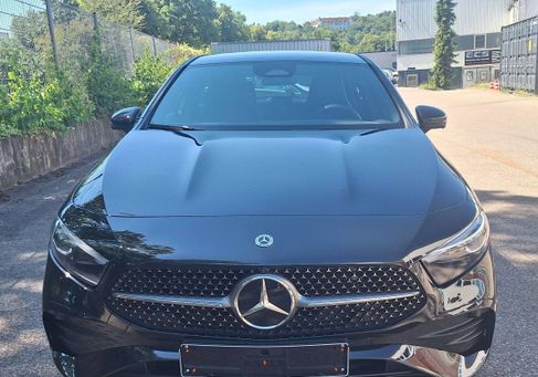 Mercedes-Benz A 180, 2025