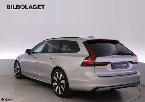 Volvo V90, 2025 3