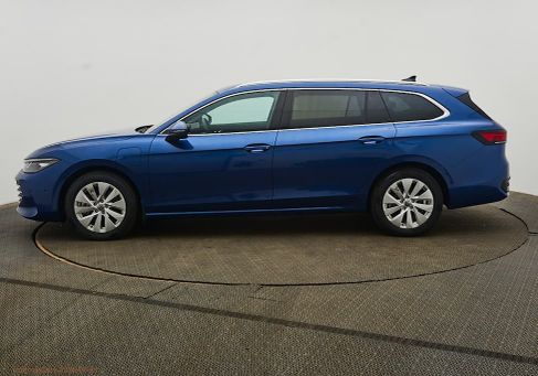 Volkswagen Passat Variant, 2025 2