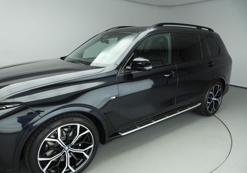 BMW X7, 2023