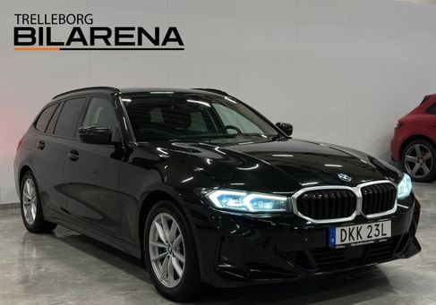 BMW 330, 2023
