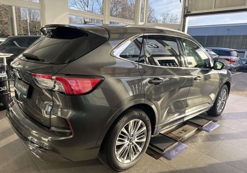 Ford Kuga, 2021