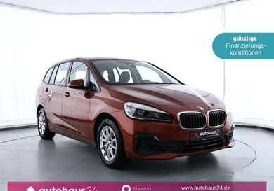BMW 216, 2022
