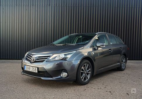 Toyota Avensis, 2014