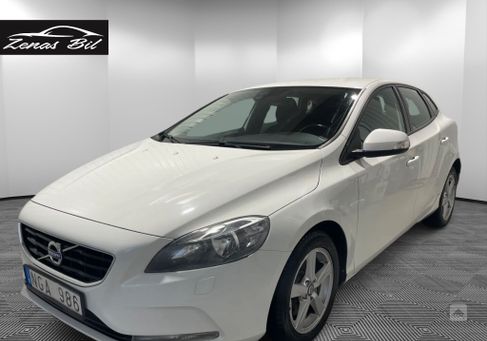 Volvo V40, 2013