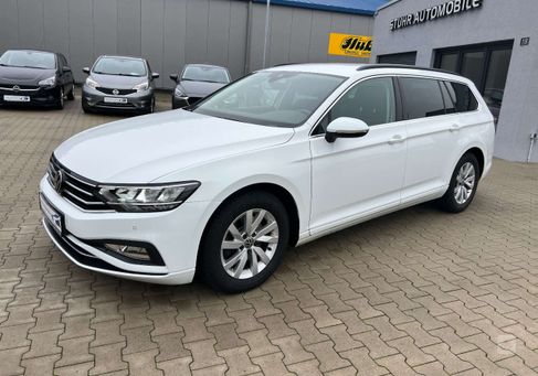 Volkswagen Passat Variant, 2022