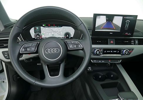Audi A4, 2023