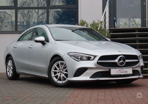 Mercedes-Benz CLA 200, 2021