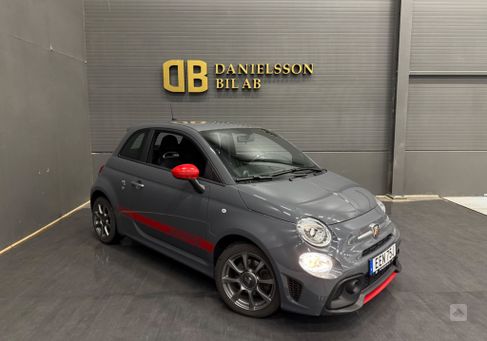 Abarth 595, 2022