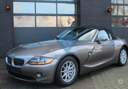 BMW Z4, 2004